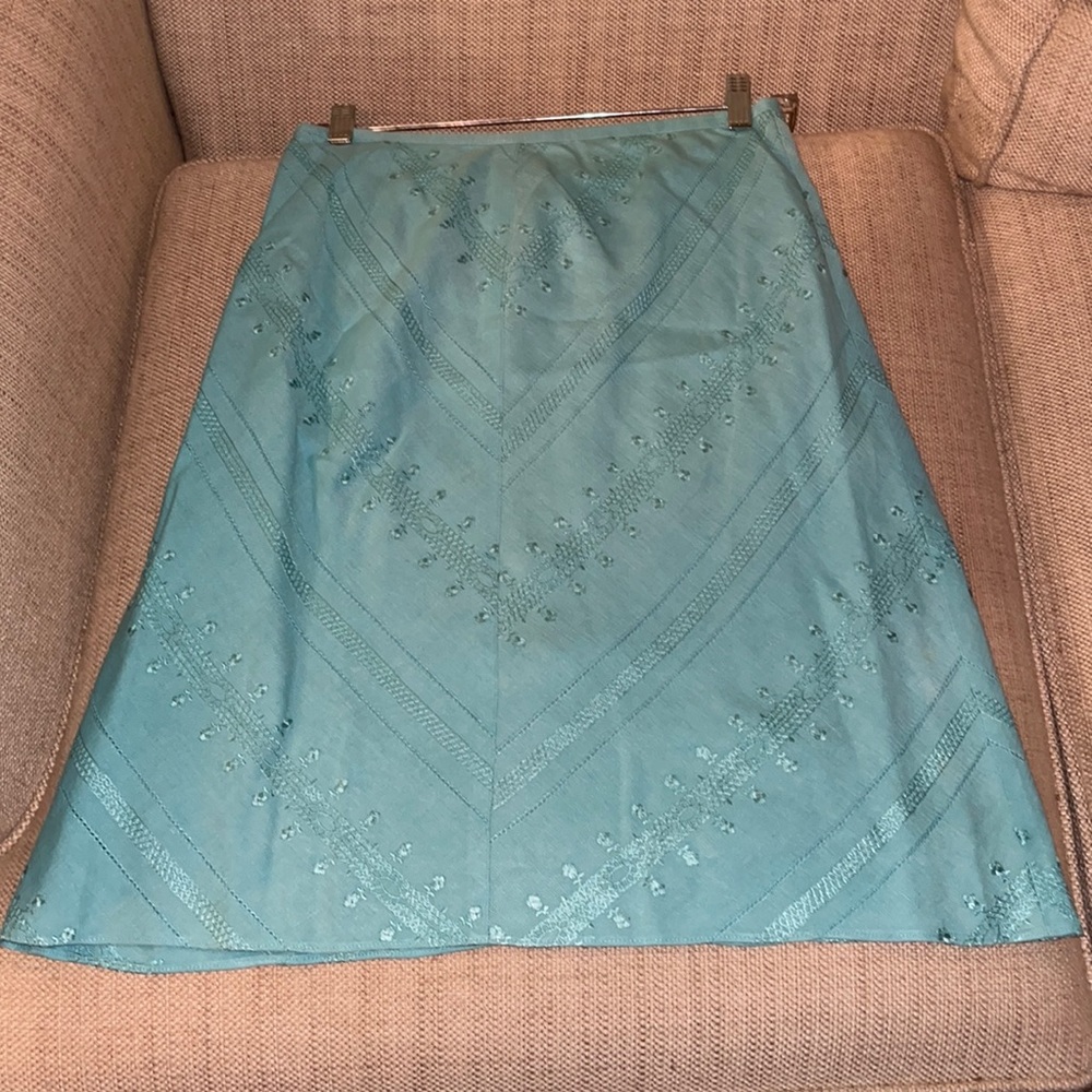 Ann Taylor skirt. Size 2